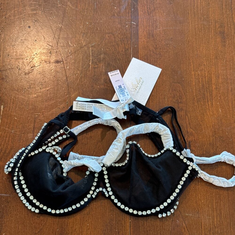 Victoria’s Secret Atelier Rhinestone Crystal Mesh Bra XS NWT $348 Retail
